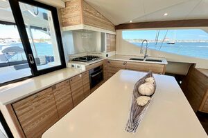 50ft Xquisite Yachts Yacht For Sale
