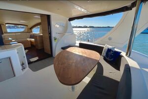 50ft Xquisite Yachts Yacht For Sale