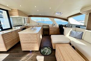 50ft Xquisite Yachts Yacht For Sale