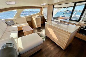50ft Xquisite Yachts Yacht For Sale