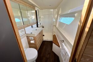 50ft Xquisite Yachts Yacht For Sale