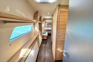 50ft Xquisite Yachts Yacht For Sale