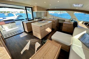 50ft Xquisite Yachts Yacht For Sale