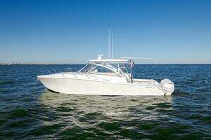 Tranquila 2016 Jupiter 41 EX Yacht For Sale in League City TX
