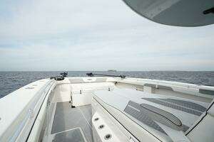 2022 Invincible 46 Catamaran thumbnail 11
