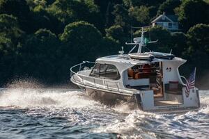 Yacht for sale HAYDEN