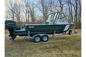 25ft SeaArk Yacht For Sale