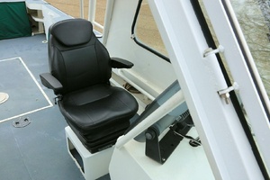 25ft SeaArk Yacht For Sale