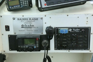 25ft SeaArk Yacht For Sale