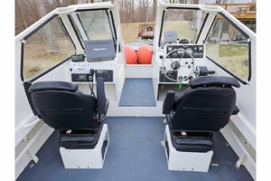 25ft SeaArk Yacht For Sale