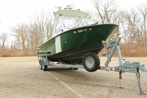 25ft SeaArk Yacht For Sale