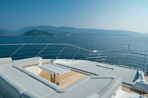 CHILLIN rsquo  88ft Azimut Yacht For Sale