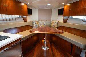 2014 Pursuit SC 365i thumbnail 15