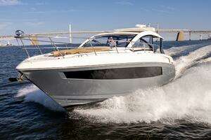 Sea La Vie 39ft Cruisers Yachts Yacht For Sale
