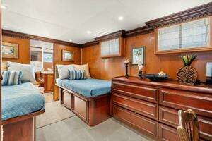1984 Broward 110 Motor Yacht thumbnail 34