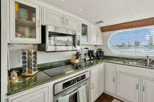 1984 Broward 110 Motor Yacht thumbnail 14