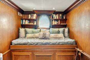 1984 Broward 110 Motor Yacht thumbnail 39