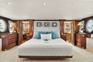1984 Broward 110 Motor Yacht thumbnail 21