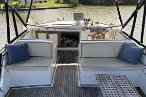 1986 Grand Banks Classic thumbnail 11