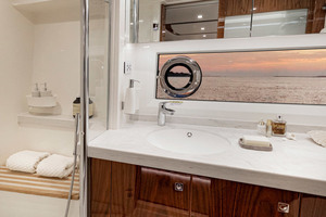72ft Riviera Yacht For Sale