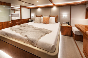 72ft Riviera Yacht For Sale