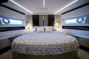 2019 Azimut S7 thumbnail 34