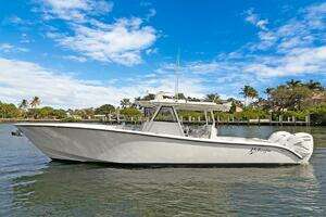 2020 Yellowfin Center Console thumbnail 34