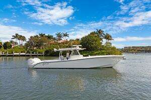 2020 Yellowfin Center Console thumbnail 33