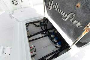 2020 Yellowfin Center Console thumbnail 24