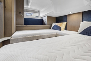 2022 Beneteau 41 Grand Turismo War Downs Eagle Aft Berth (2)