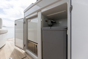 2022 Beneteau 41 Grand Turismo War Downs Eagle Topside (7)