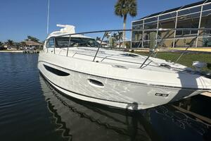 Photo 4867850 for 2013 Sea Ray 410 Sundancer  