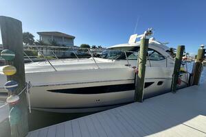 Photo 4867849 for 2013 Sea Ray 410 Sundancer  