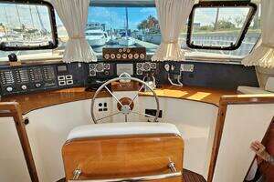 1999 Fountaine Pajot Maryland 37 thumbnail 4
