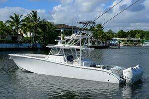 2021 Yellowfin 42 thumbnail 12