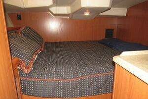 2008 Hunter 41 Deck Salon thumbnail 25
