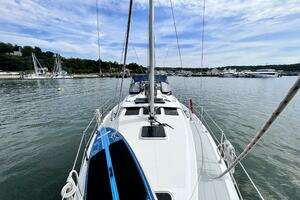 2008 Hunter 41 Deck Salon thumbnail 32
