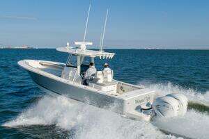 Wound Tight 2021 Regulator 34 Center Console Yacht For Sale in Hampton VA