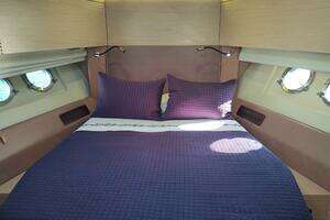 BLUE 50ft Beneteau Yacht For Sale