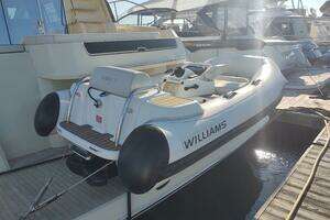 BLUE 50ft Beneteau Yacht For Sale