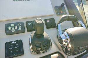 BLUE 50ft Beneteau Yacht For Sale