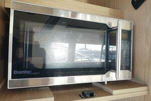 BLUE 50ft Beneteau Yacht For Sale