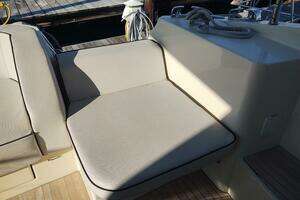 BLUE 50ft Beneteau Yacht For Sale