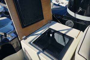 BLUE 50ft Beneteau Yacht For Sale
