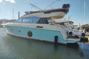 BLUE 50ft Beneteau Yacht For Sale