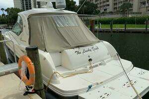 2005 Sea Ray 420 Sundancer thumbnail 3