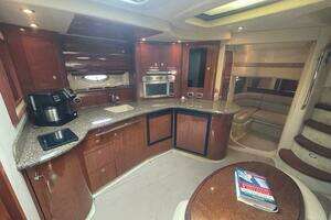 2005 Sea Ray 420 Sundancer thumbnail 11