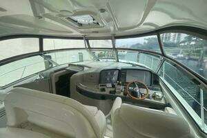 2005 Sea Ray 420 Sundancer thumbnail 15