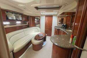 2005 Sea Ray 420 Sundancer thumbnail 8