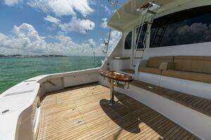 2017 Viking 66 Convertible thumbnail 42